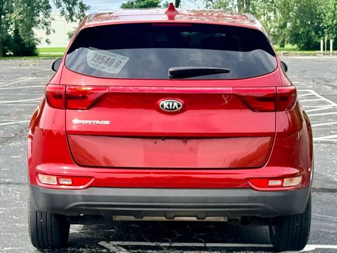 Used 2019 Kia Sportage LX AWD/4WD image 4