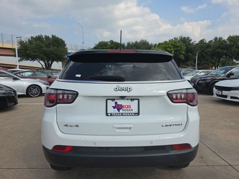 Used 2025 Jeep Compass Limited AWD/4WD image 5