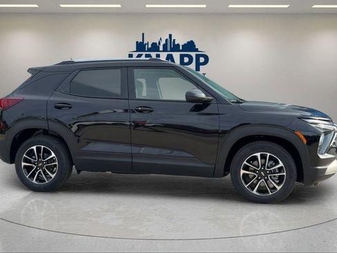 Used 2026 Chevrolet TrailBlazer LT w/ Convenience Package image 9