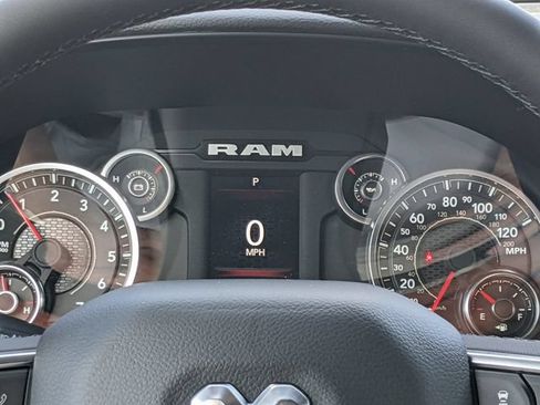 New 2026 RAM 1500 Big Horn AWD/4WD image 24