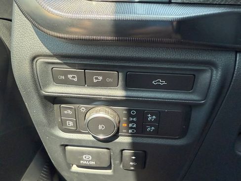 Used 2021 Ford F150 Platinum w/ Equipment Group 701A High image 46