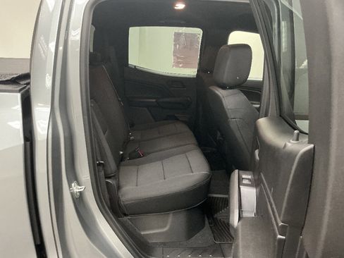 Used 2026 Chevrolet Colorado W/T image 22