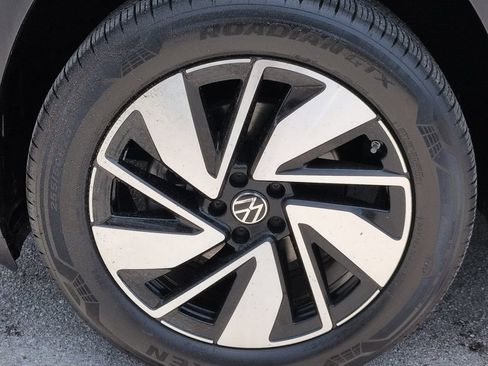 Used 2026 Volkswagen Atlas SE FWD image 11