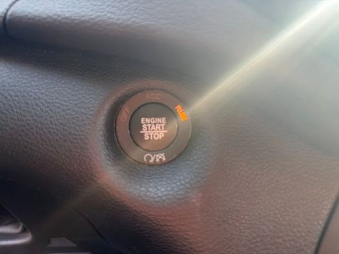 Used 2022 Jeep Cherokee Trailhawk w/ Premium Leather Package image 23