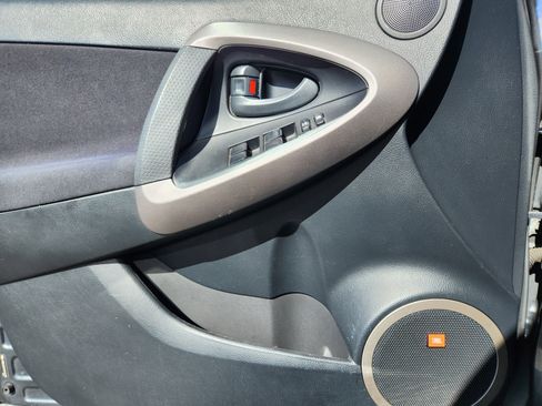 Used 2007 Toyota RAV4 Sport image 19