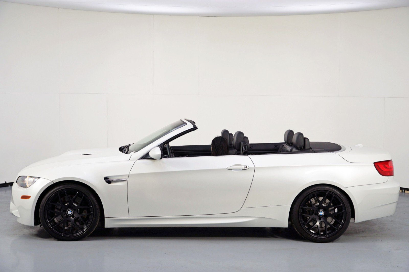Used 2011 BMW M3 Convertible RWD image 41