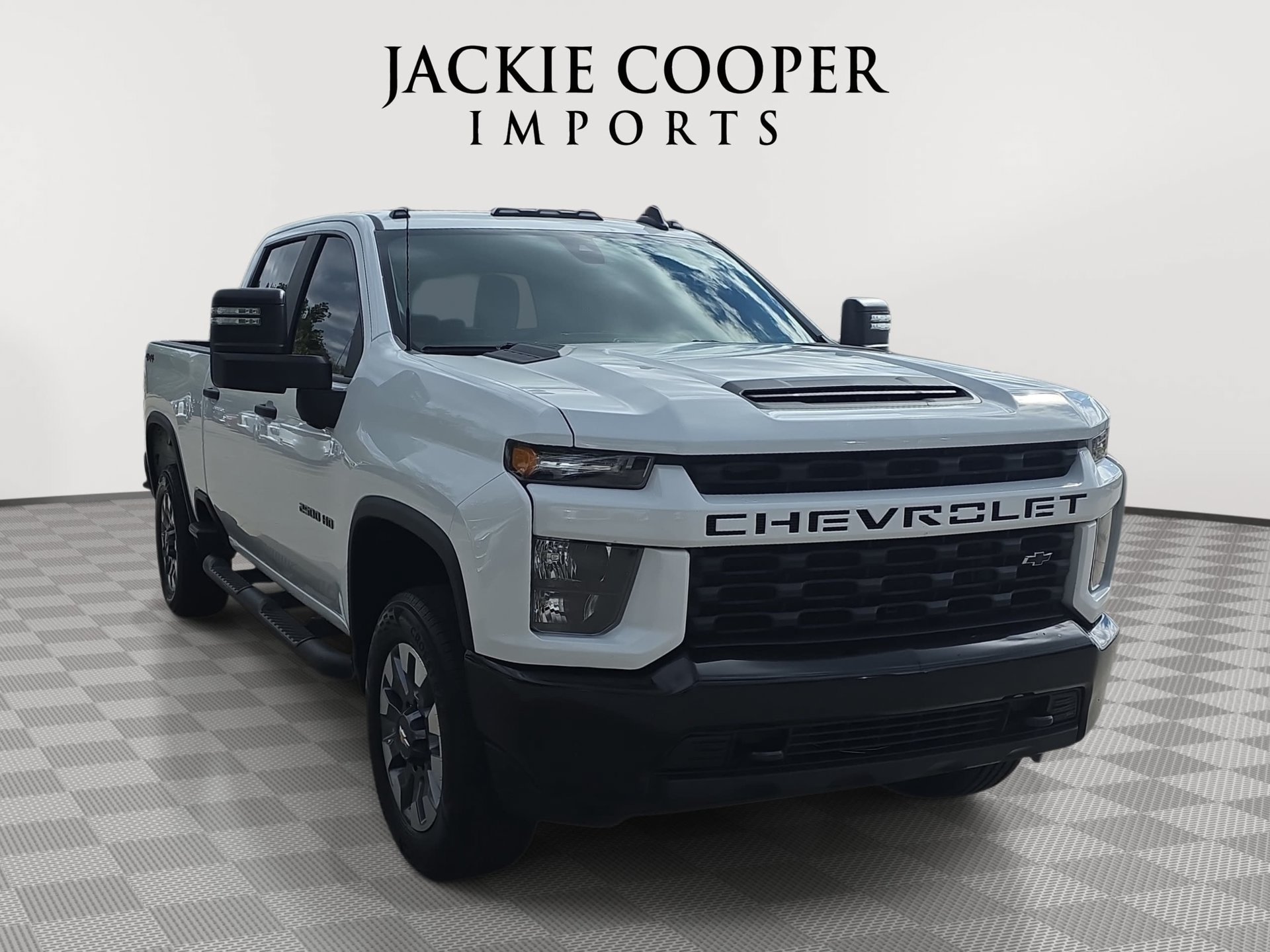 Used 2021 Chevrolet Silverado 2500 Custom w/ Custom Value Package AWD/4WD image 3