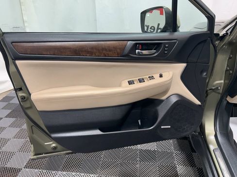 Used 2015 Subaru Outback 3.6R Limited image 21