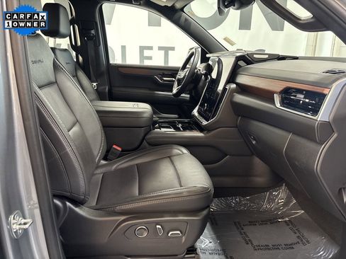 Used 2025 GMC Yukon Denali image 29