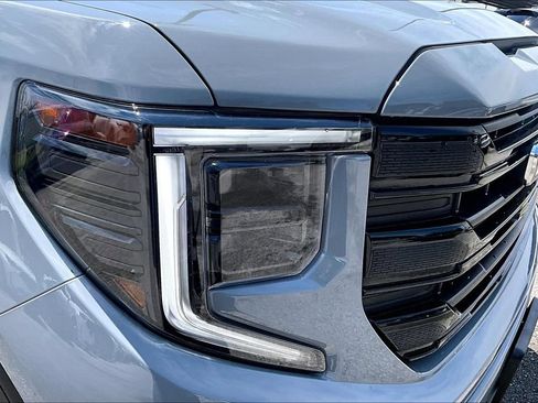 Used 2024 GMC Sierra 1500 Elevation AWD/4WD image 40