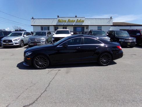 Used 2015 Mercedes-Benz CLS 400 image 2