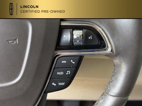 Certified 2021 Lincoln Navigator Reserve w/ Luxury Package AWD/4WD image 28