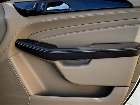 Used 2015 Mercedes-Benz ML 400 4MATIC image 23