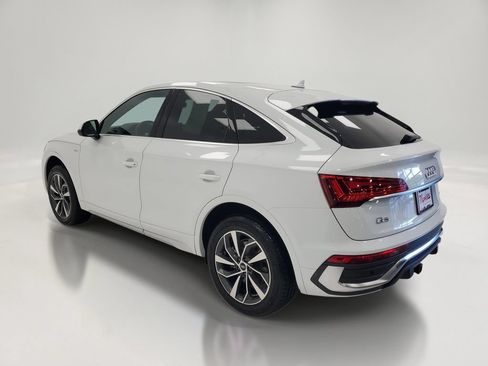 Used 2021 Audi Q5 2.0T Premium w/ Convenience Package AWD/4WD image 5