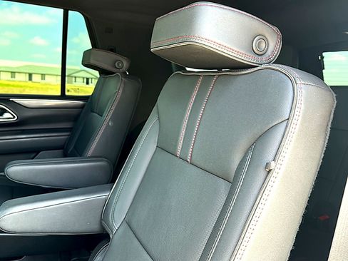 Used 2023 Chevrolet Tahoe RST w/ Luxury Package RWD image 20