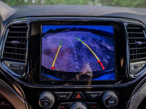 Used 2020 Jeep Grand Cherokee Trailhawk image 21