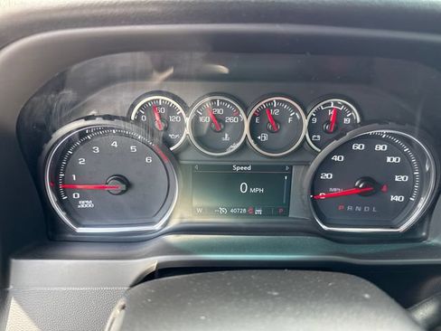 Used 2023 Chevrolet Silverado 2500 LT AWD/4WD image 18