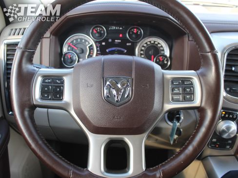 Used 2016 RAM 1500 Laramie image 13