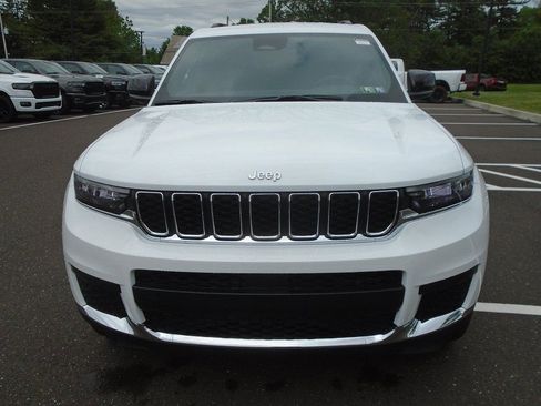 New 2025 Jeep Grand Cherokee L Laredo w/ Luxury Tech Group I image 5