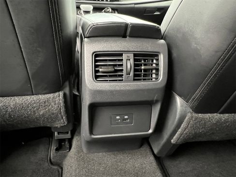 Certified 2023 Nissan Rogue SV w/ SV Premium B Package image 27