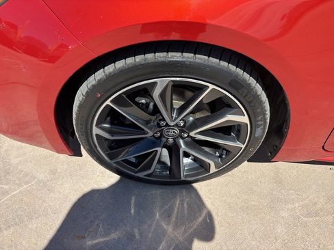 Used 2019 Toyota Corolla XSE image 8