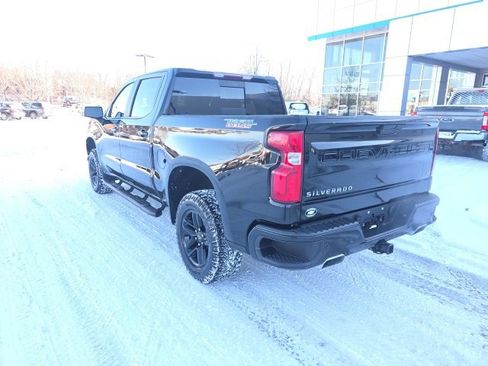 Used 2019 Chevrolet Silverado 1500 LT Trail Boss image 2