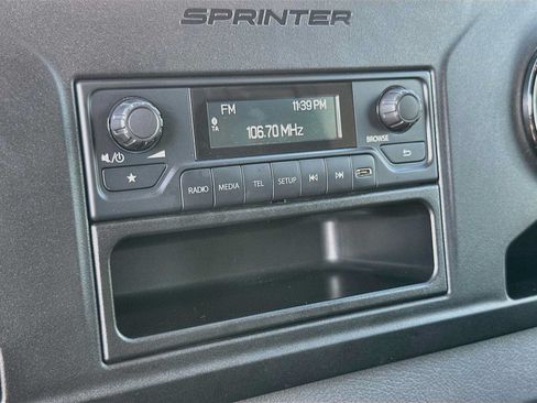 Used 2025 Mercedes-Benz Sprinter 2500 image 13