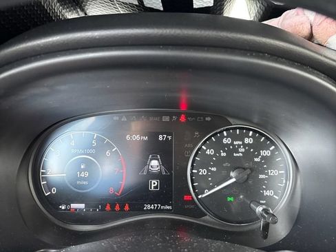 Used 2023 Nissan Kicks SV FWD image 3