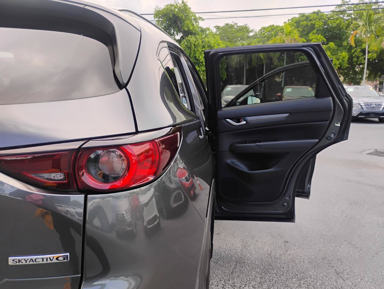 Used 2021 MAZDA CX-5 Touring FWD image 33