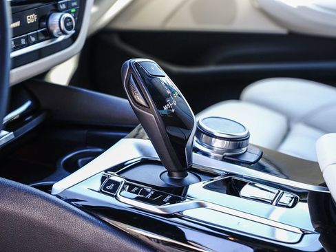 Certified 2023 BMW 540i w/ Convenience Package RWD image 19