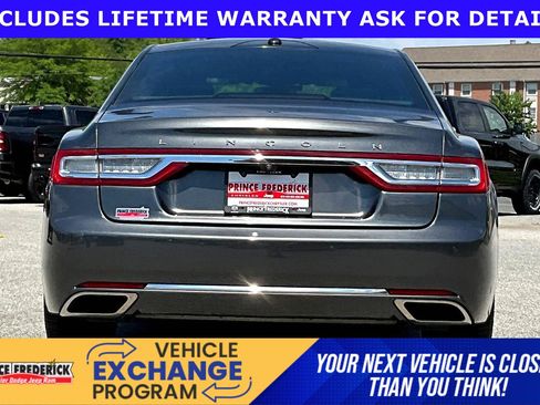 Used 2017 Lincoln Continental Reserve w/ Climate Package AWD/4WD image 4