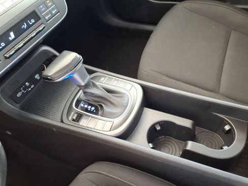 Used 2024 Hyundai Kona SEL AWD/4WD image 12