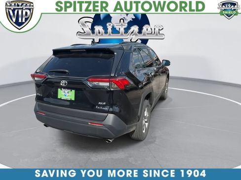 Used 2024 Toyota RAV4 XLE FWD image 9