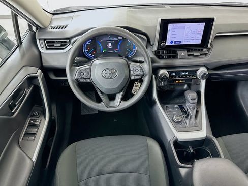 Certified 2025 Toyota RAV4 LE AWD/4WD image 21