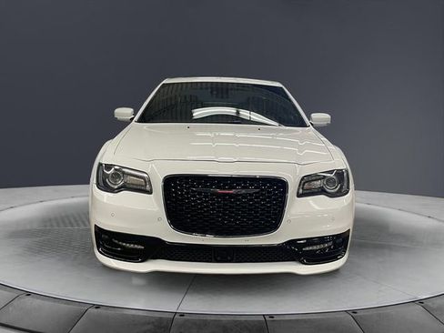 Used 2023 Chrysler 300 S w/ Comfort Group image 8