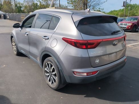 Used 2017 Kia Sportage EX image 4