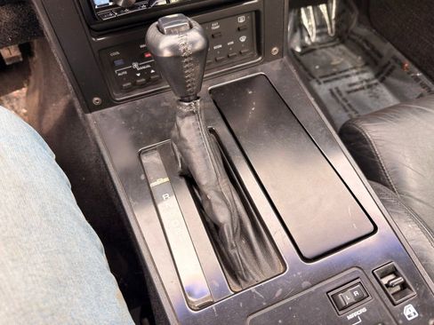 Used 1989 Chevrolet Corvette Coupe image 21