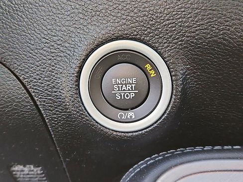 Used 2023 Dodge Challenger R/T image 23