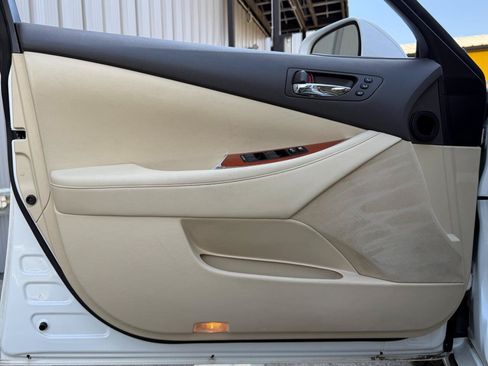 Used 2010 Lexus ES 350 FWD image 15