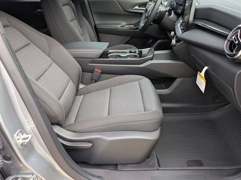 New 2026 Chevrolet Equinox LT FWD image 34