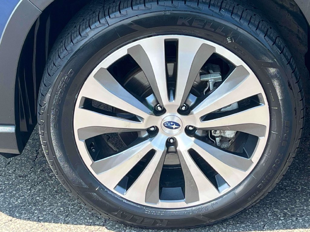Used 2022 Subaru Ascent Touring AWD/4WD image 8