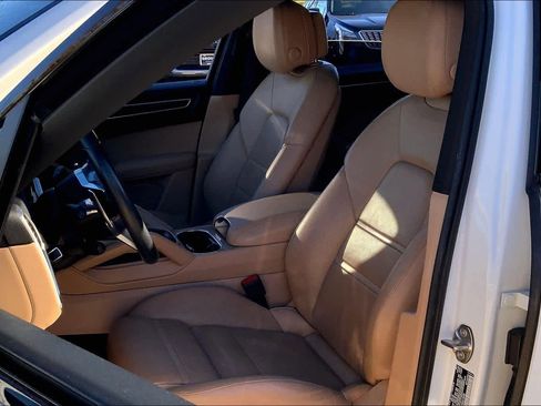 Used 2019 Porsche Cayenne image 7