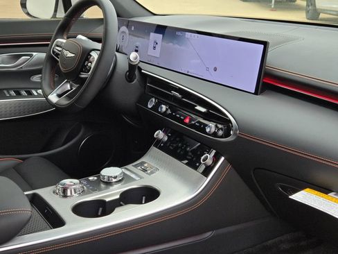 New 2026 Genesis GV70 2.5T Sport Prestige image 9