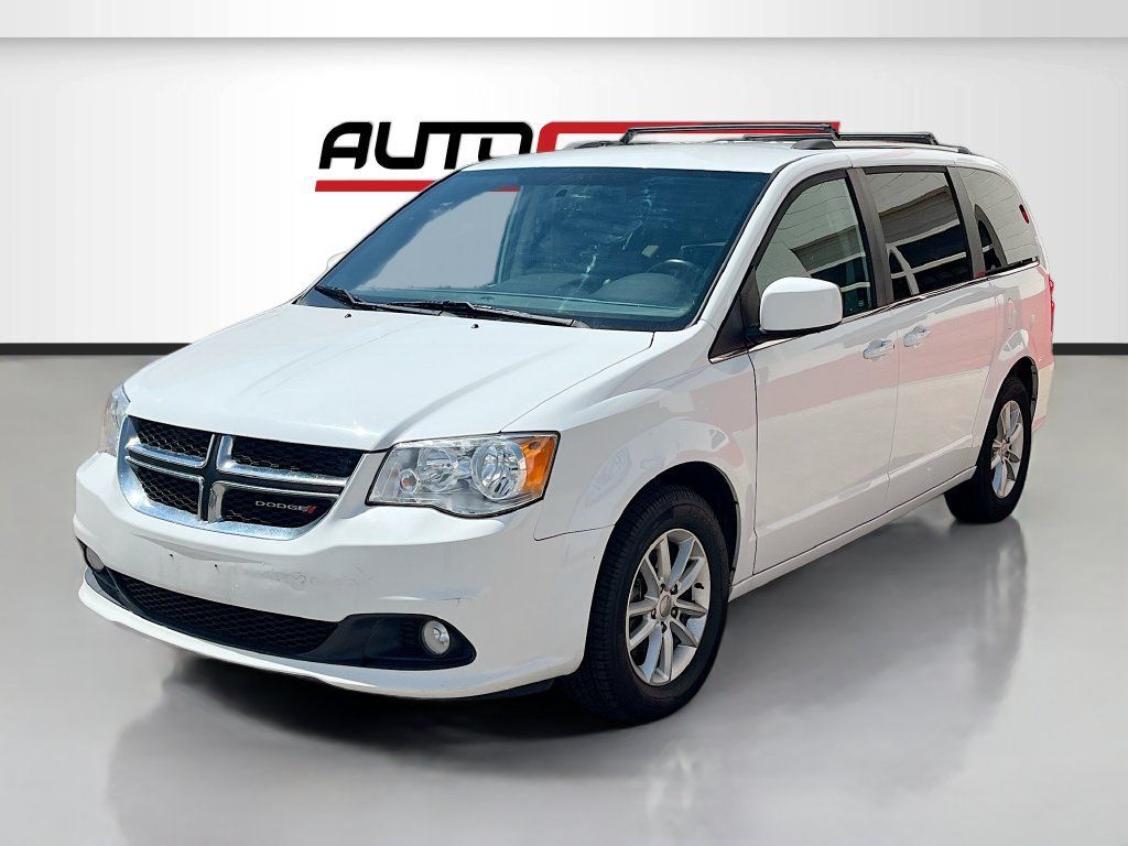 Used 2018 Dodge Grand Caravan SXT FWD image 3