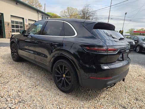 Used 2020 Porsche Cayenne S AWD/4WD image 5