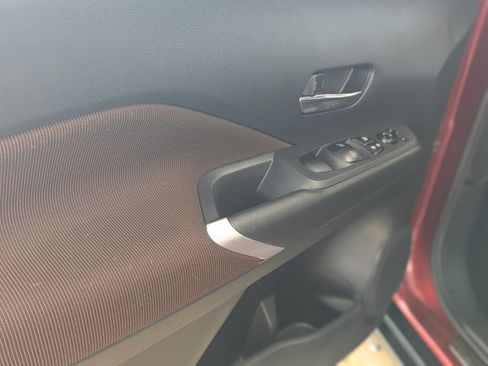 Certified 2023 Nissan Kicks SR w/ Exterior Package image 21