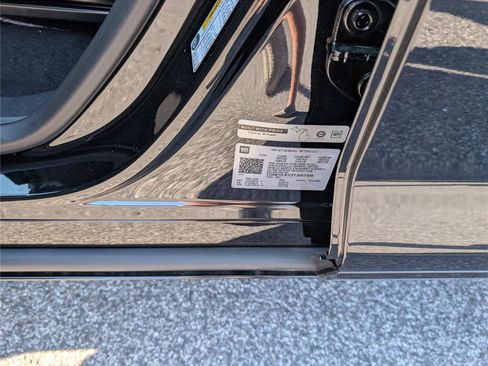 New 2026 Chevrolet Traverse RS AWD/4WD image 13