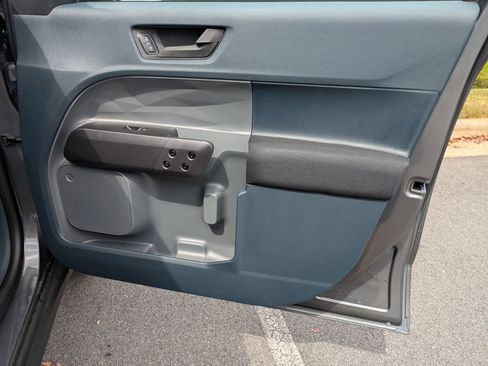 New 2025 Ford Maverick XL w/ Equipment Group 102A image 32