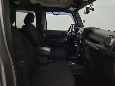 Used 2018 Jeep Wrangler Unlimited Sport AWD/4WD image 21