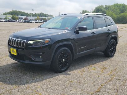 Used 2019 Jeep Cherokee Latitude w/ Cold Weather Group